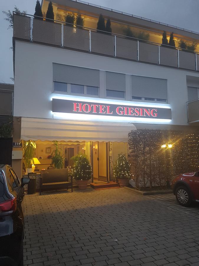 Hotel Giesing Munchen Bagian luar foto